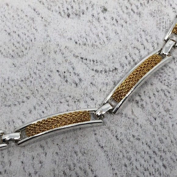 Vintage silver and gold tone costume chain bar links bracelet mixed metal. - Picture 4 of 5